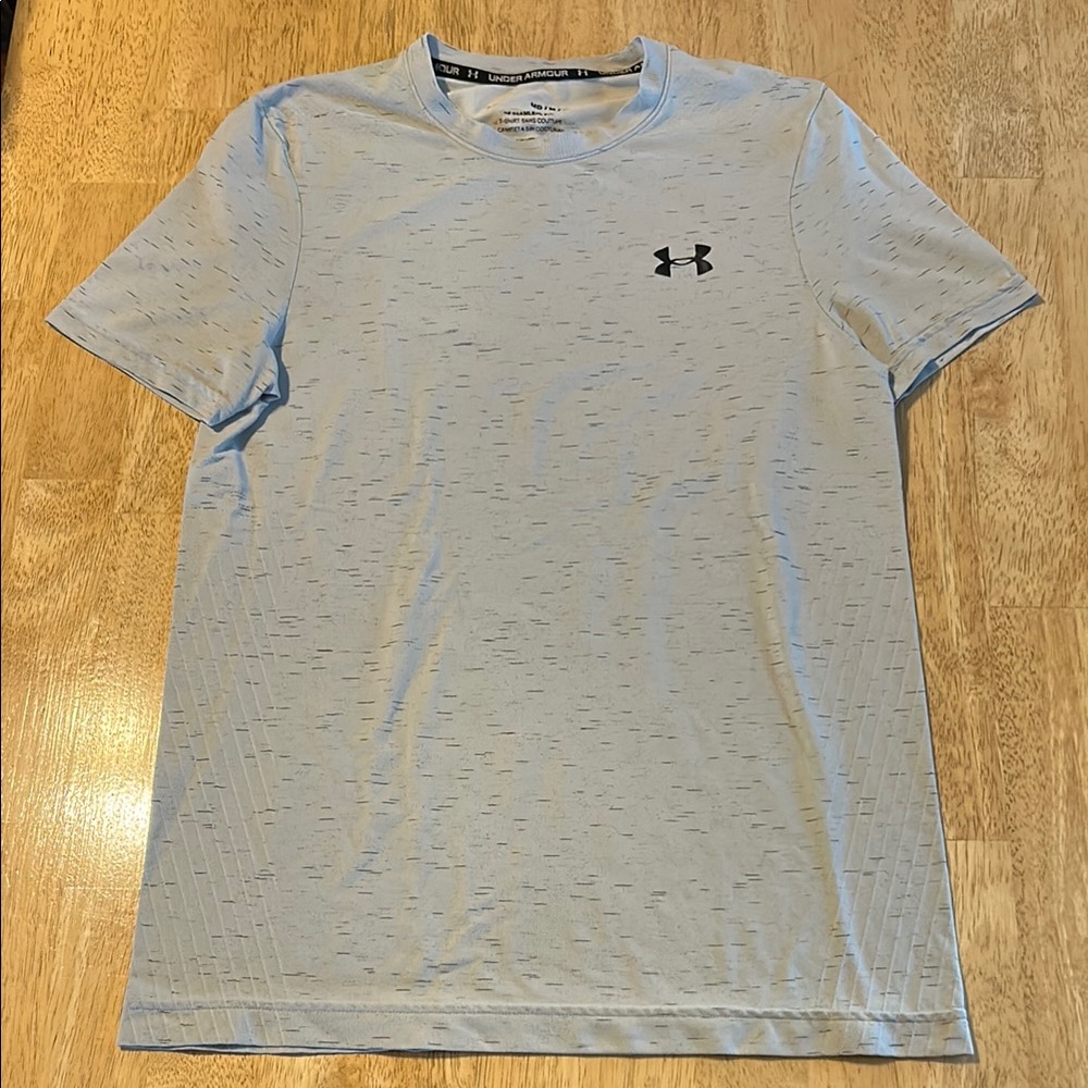 Under Armour Men's Light Gray T-Shirt